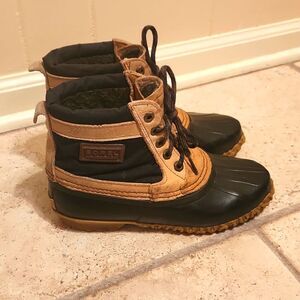 Sorel Women's Tan & Black Waterproof Insulated Winter Boots Size 7.5
